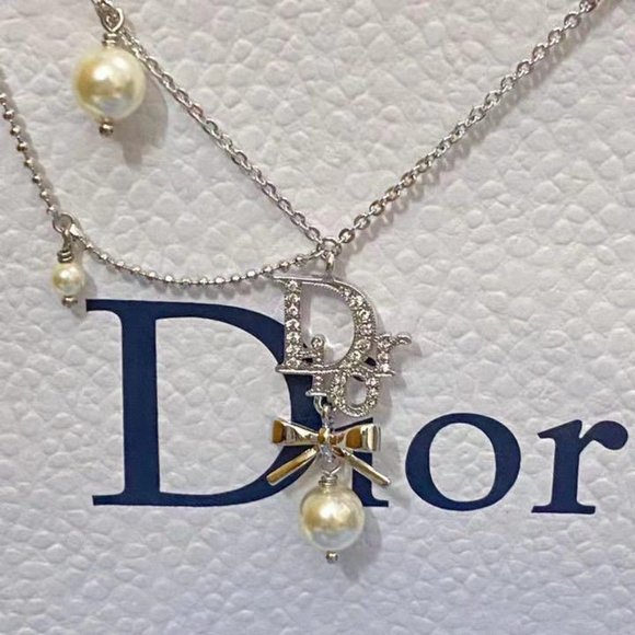 Dior Necklace - Picture 2 of 16